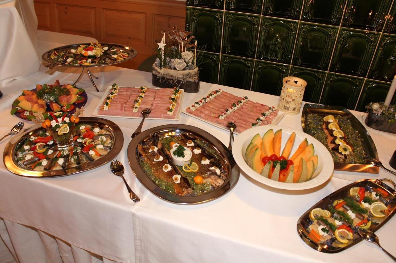 Goldsberghof Hotel Pollauberg ภายนอก รูปภาพ