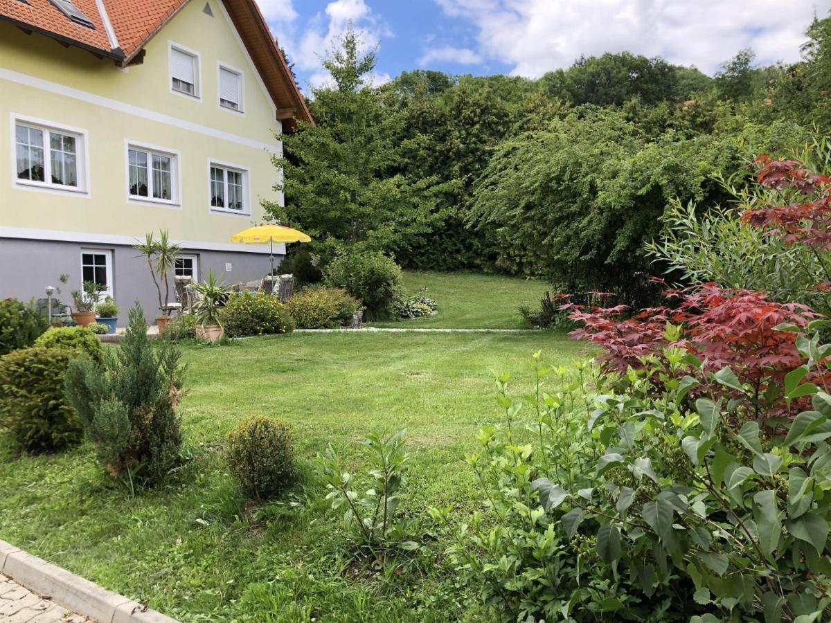 Goldsberghof Hotel Pollauberg ภายนอก รูปภาพ